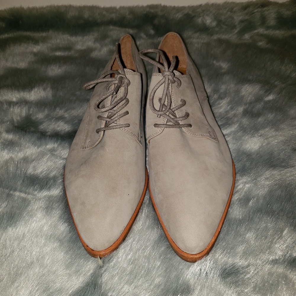 Gray Frye Erica oxford w/o box